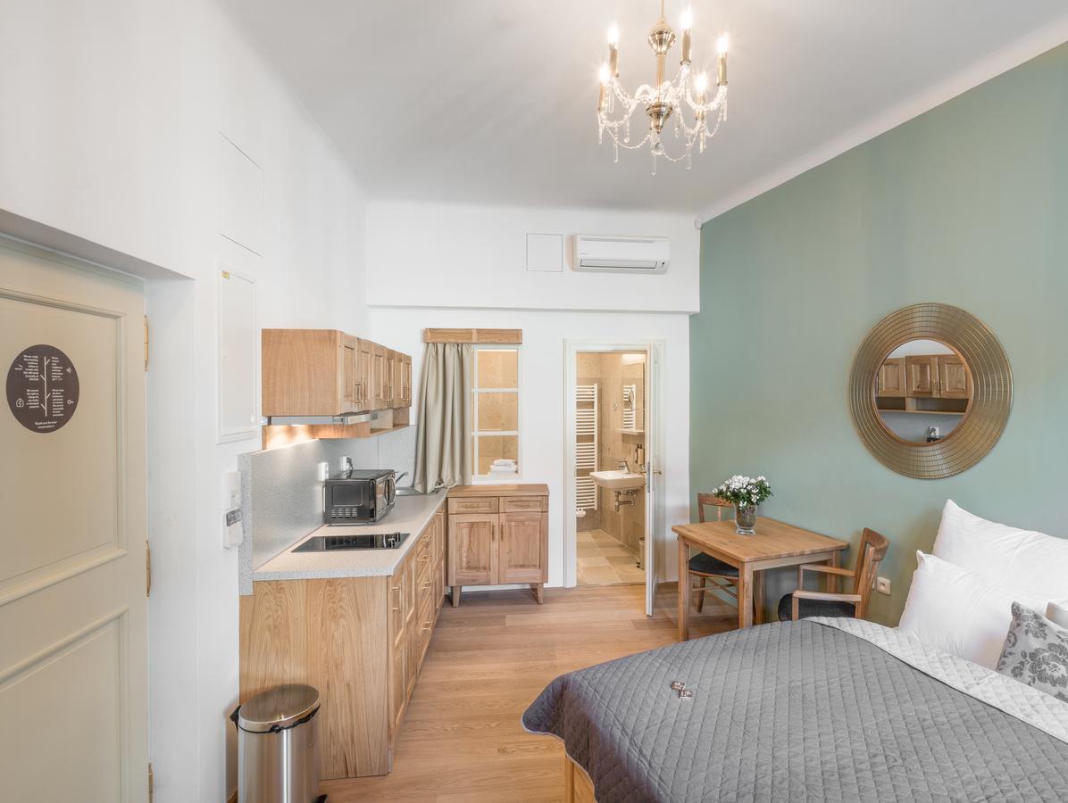 Hotel apartamentowy Blue Oak 4*