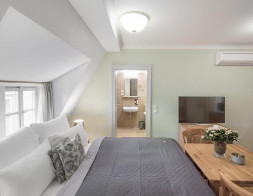Blue Oak Hotel apartamentowy 4*